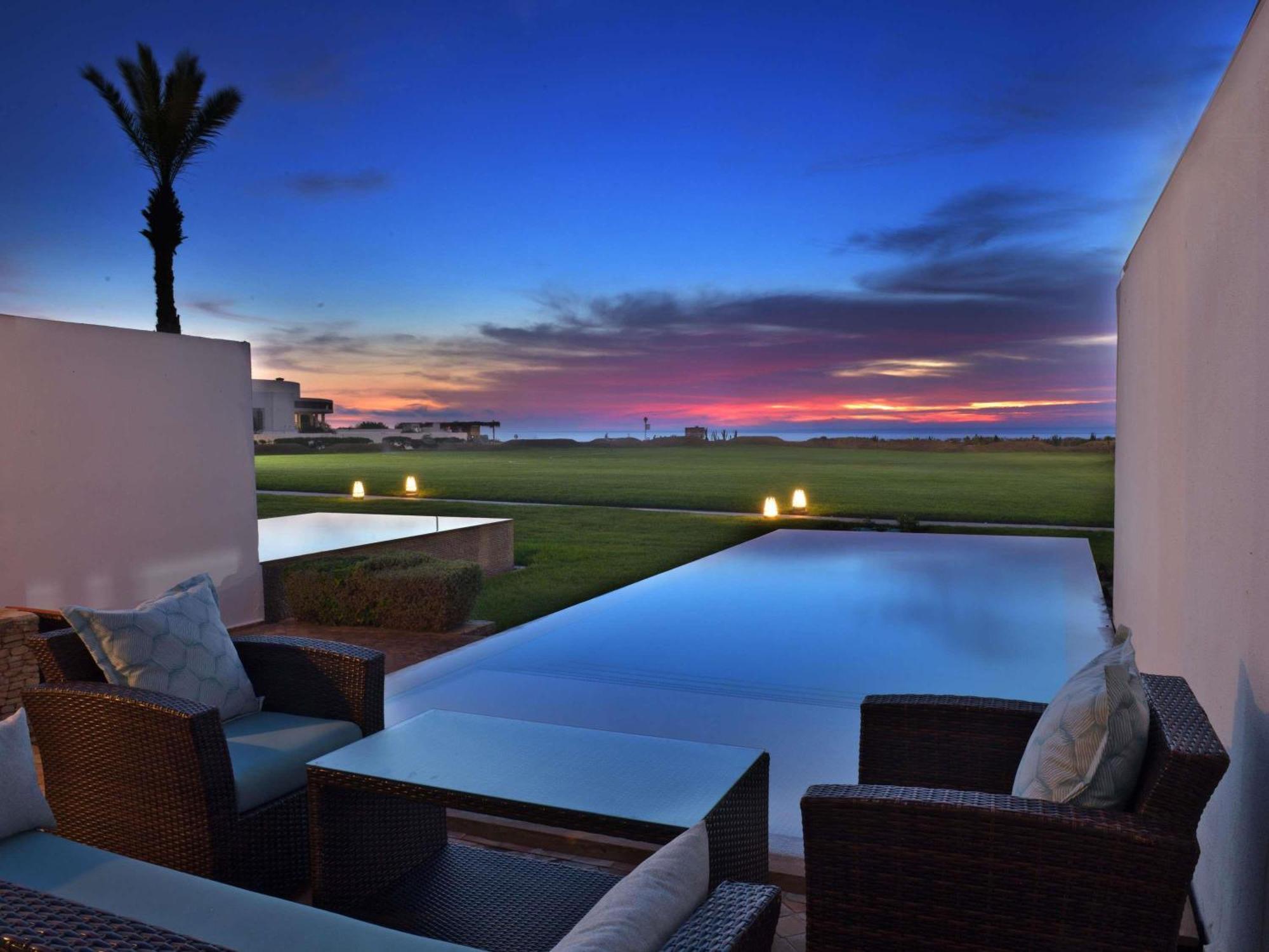 Executive Two-Bedroom Villa Private Heated Pool Ocean View