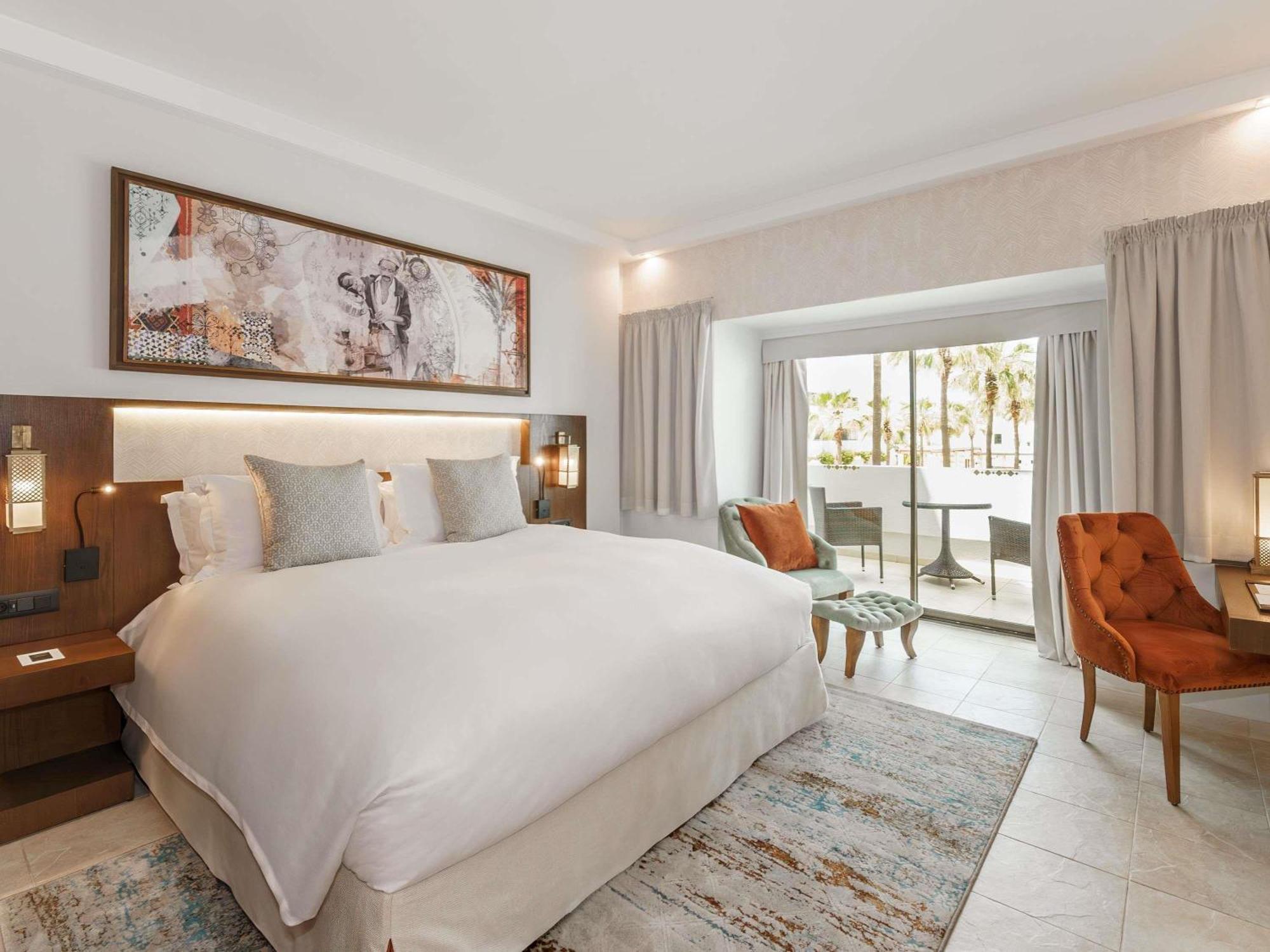 Deluxe King Room Balcony Ocean View